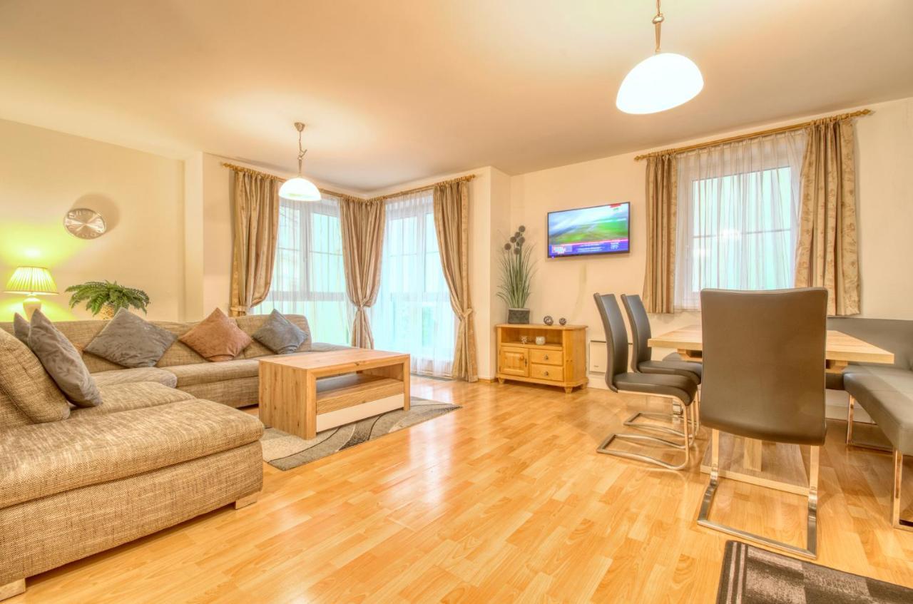 Zeller City Apt Aydin - By Alpen Apartments Zell am See Extérieur photo